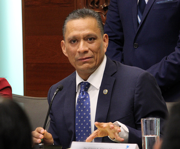 “Tenemos que generar esquemas de prevención y capacidad de diálogo”, Rector General UG en panel sobre Derechos Humanos